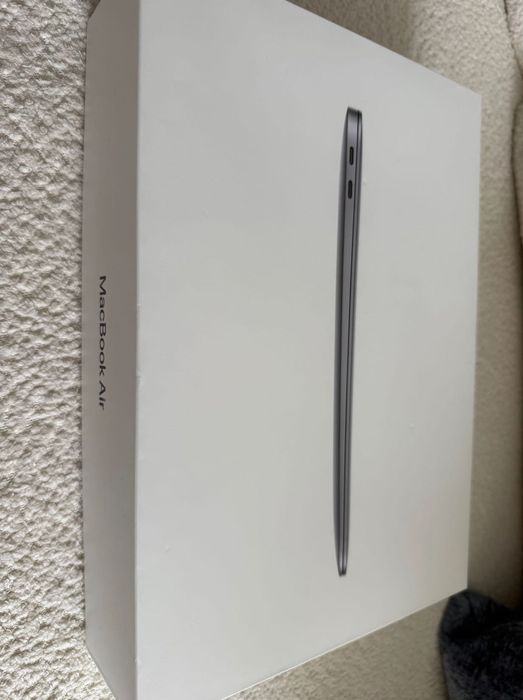 MacBook Air M1 8/256