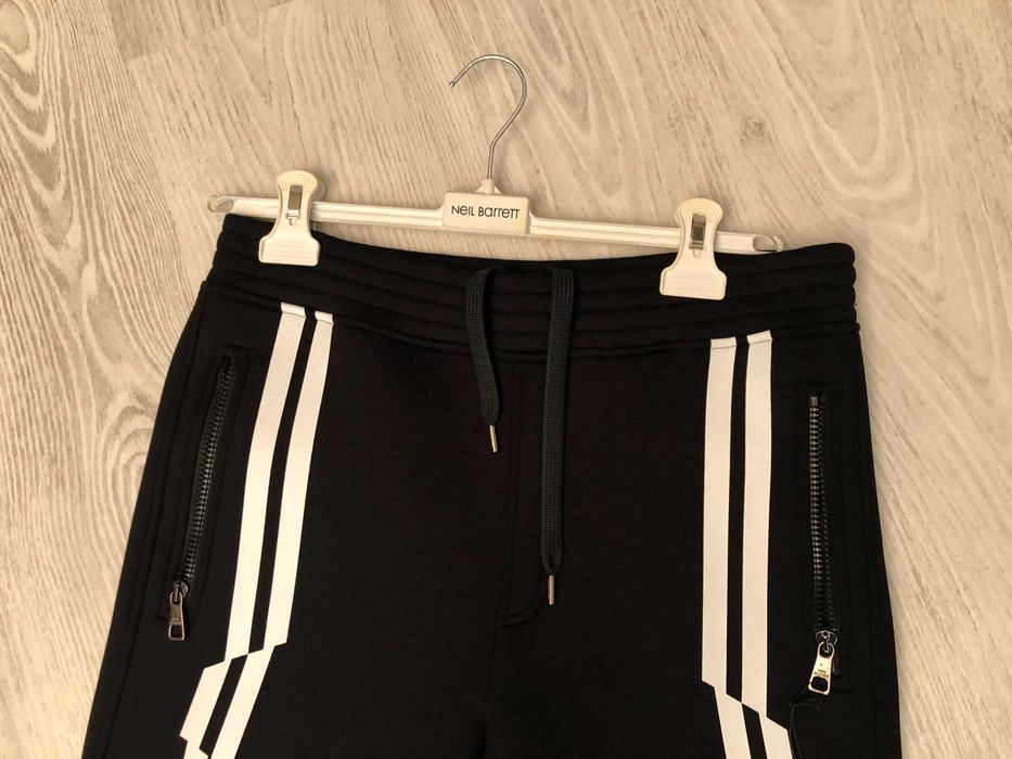 Neil Barrett pantaloni L originali, retail 496 euro