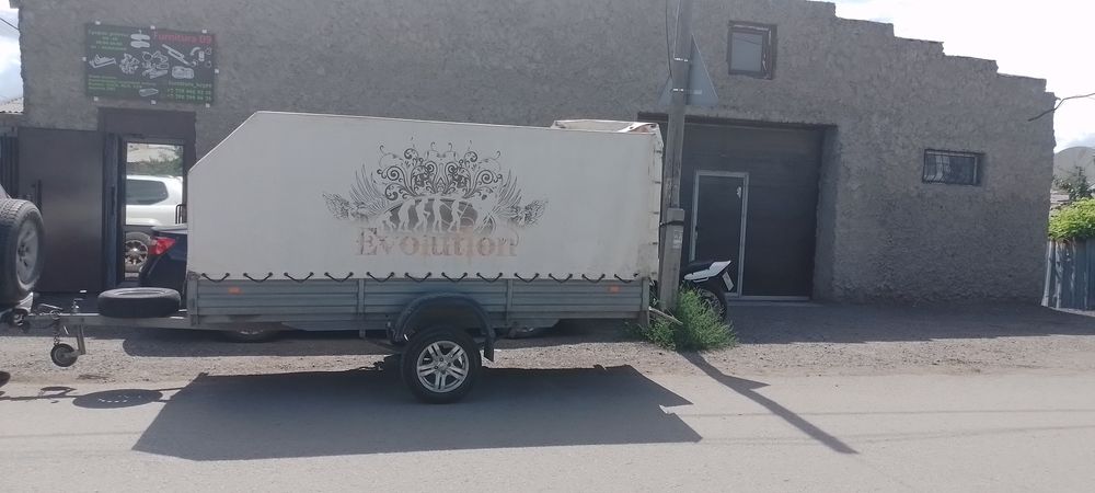 Продам тент на легковой автоприцеп