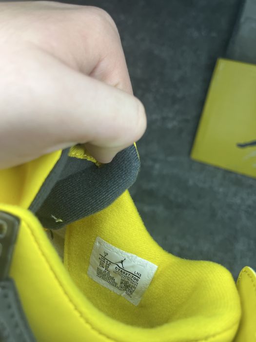 Jordan 4 Retro Lightning