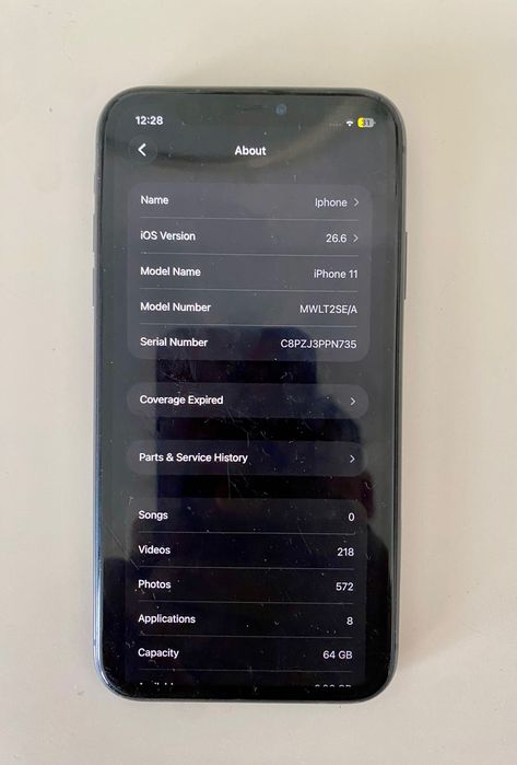 iPhone 11 64GB, îngrijit, liber de rețea, cutie