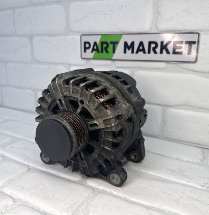 Генератор Алтернатор AUDI A6 A7 Q7 CRT