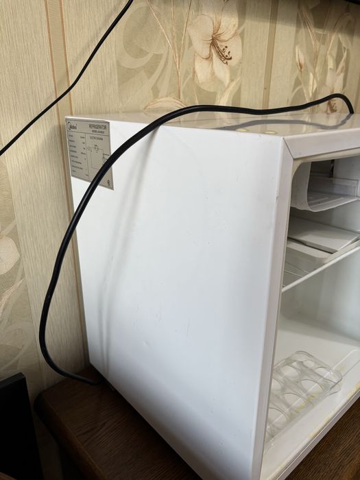 Холодильник- мини на 45 л.