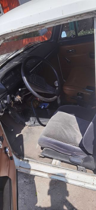 Породам москвич 412 на полном ходу