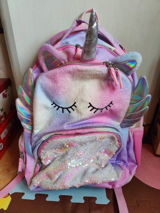 Детска чанта-раничка за момиченце!