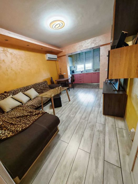 Дава се под наем Двустаен апартамент в Пазарджик, Запад - 64 кв.м за 55000 € - Снимка #6