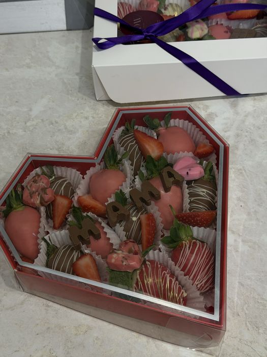 Клубника в шоколаде предзаказ