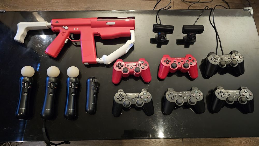 PlayStation 3 Slim – ПЪЛЕН КОМПЛЕКТ | 30+ игри | 5 джойстика | Move се