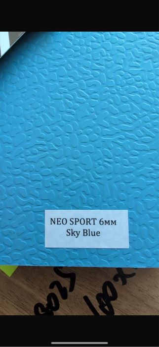 Спортивный линолеум