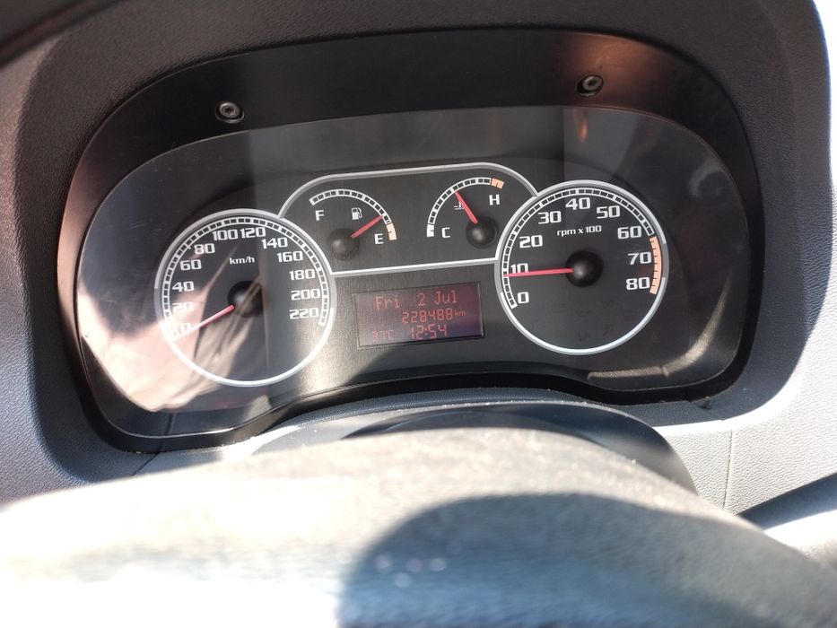 Vine FIAT albea 1.4