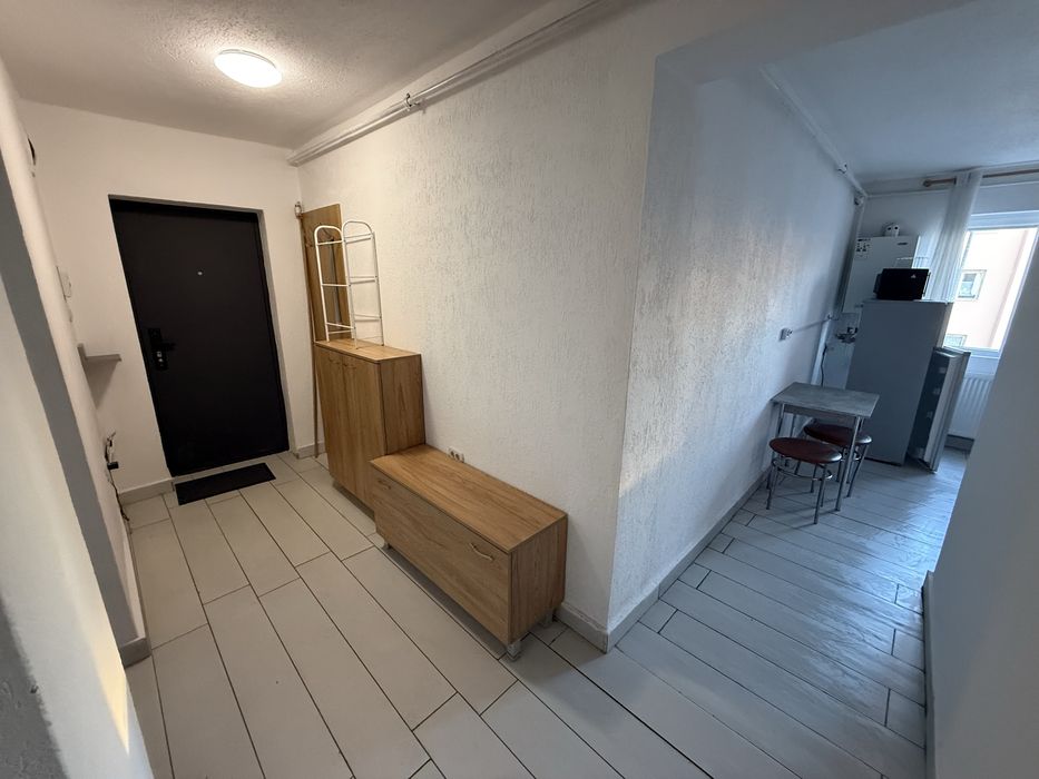 Apartament 2 camere et.2 cu loc de parcare, în Gradiste