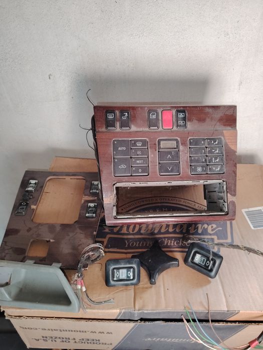 Запчасти на мерседес и опель