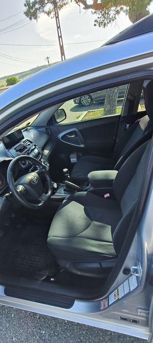 TOYOTA RAV4 2010 — imagine 4