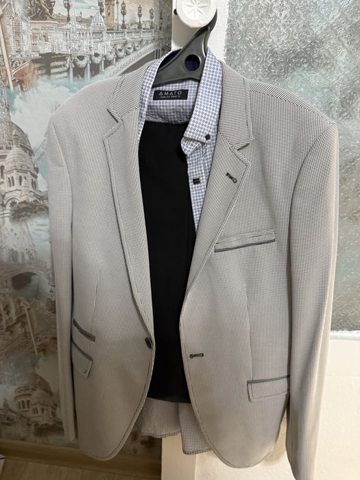 Пиджак МУЖСКОЙ срочно продаю