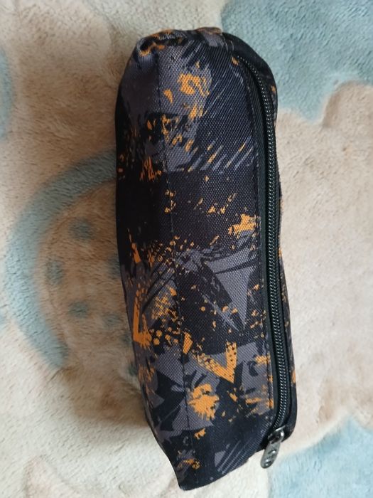 Несесер за ученик