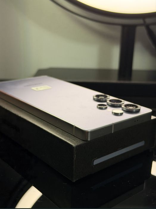 S25 ultra inca in garanție 6 luni