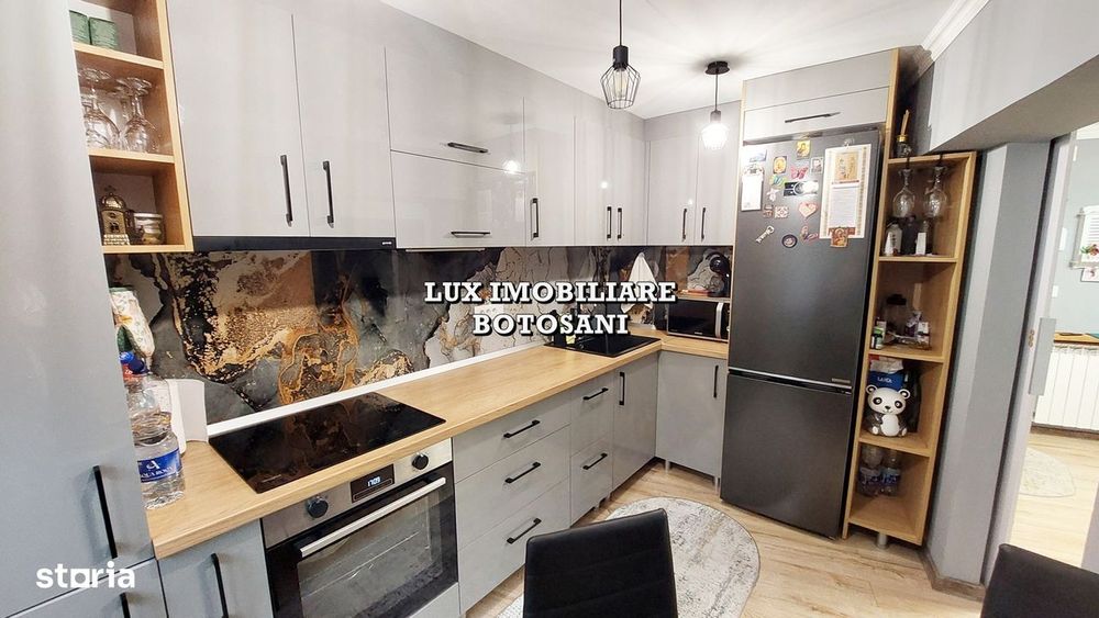 Apartament 3 camere, zona Florariei Ioli