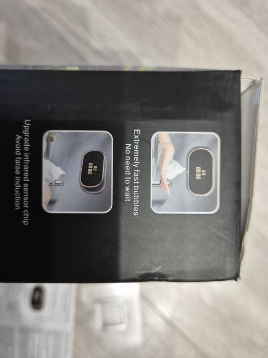 Dozator automat sapun spuma ceas senzor prezenta temperatura