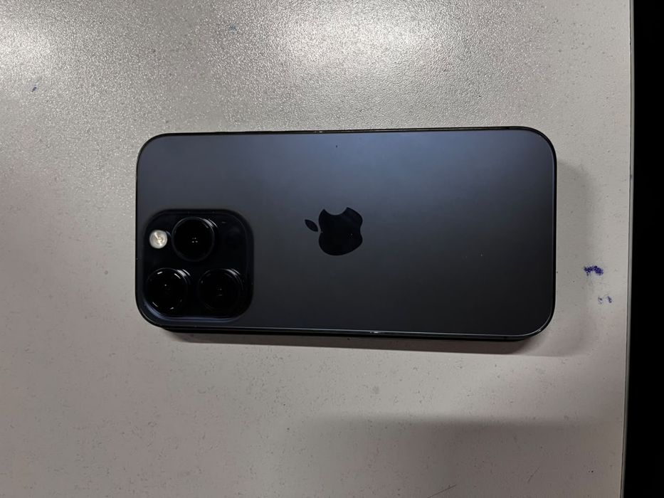 Продам iphone 15 pro 128 gb 79 акб