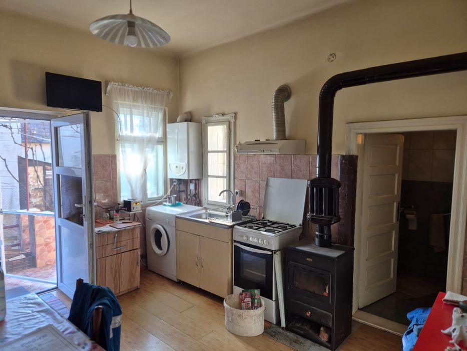 Casa de vanzare 3 camere