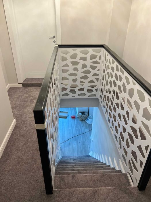 Garduri ,Balustrade si Ansambluri porti