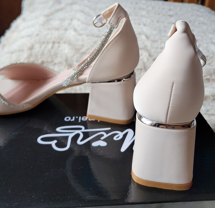 Sandale/Pantofi Noi cu Toc, Bej, Matimea 38.