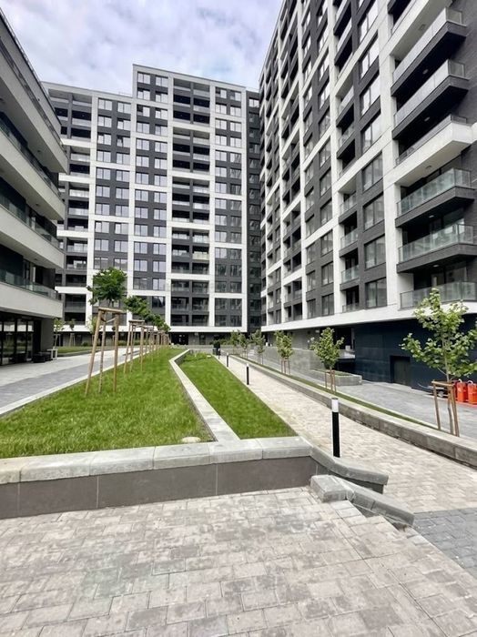 Продава се Едностаен апартамент в София, Банишора - 38 кв.м за 2448 €/кв.м - Снимка #1