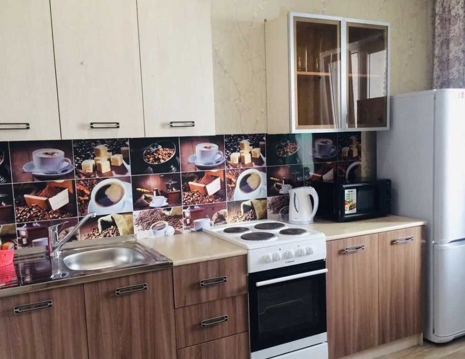 Дава се под наем Едностаен апартамент в Пловдив, Център - 40 кв.м за 178.5 € - Снимка #2