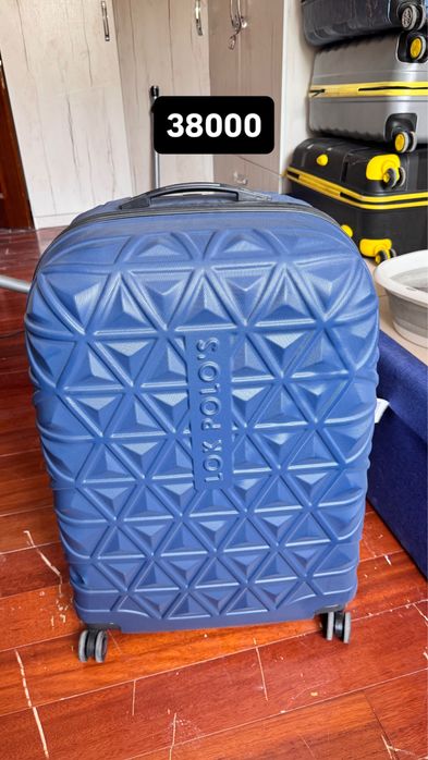 Чемоданы в хорошем состоянии