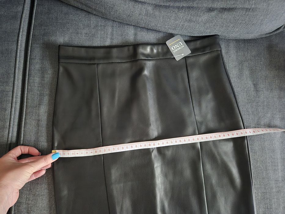 Fusta creion noua etichetă Măsura 38 imitație piele Kiabi