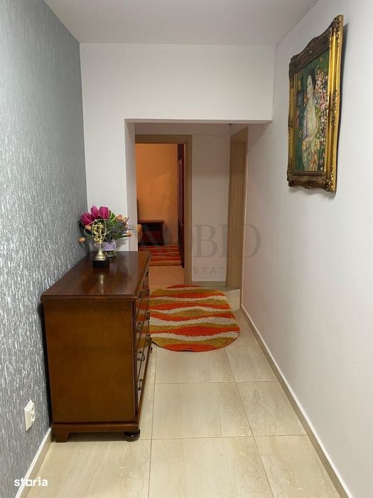 Apartament cu 3 camere / Panduri / Decomandat