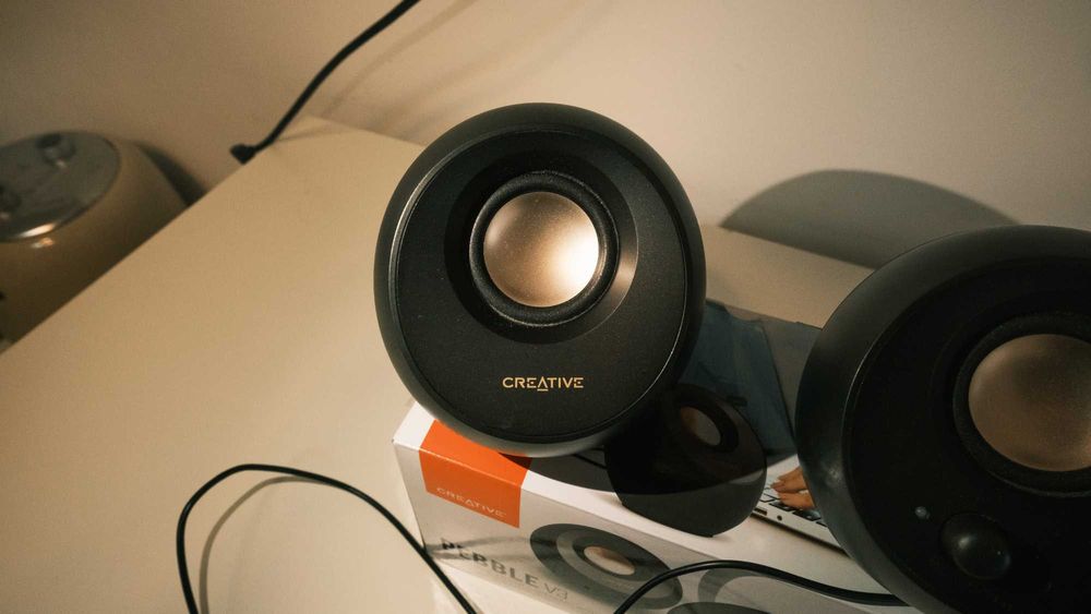 Boxe 2.0. Creative Pebble V3 Bluetooth cu cutie