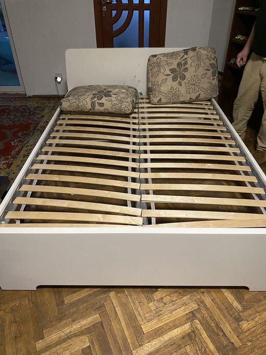 Pat aproape nou fara defecte