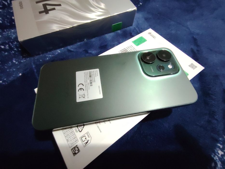 Oppo reno 14 f 5g..