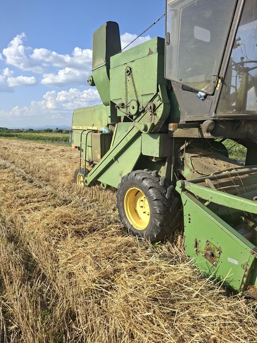 Combina  john deere 935