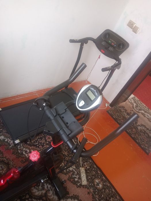 Бегодорожка и велотренажёр.