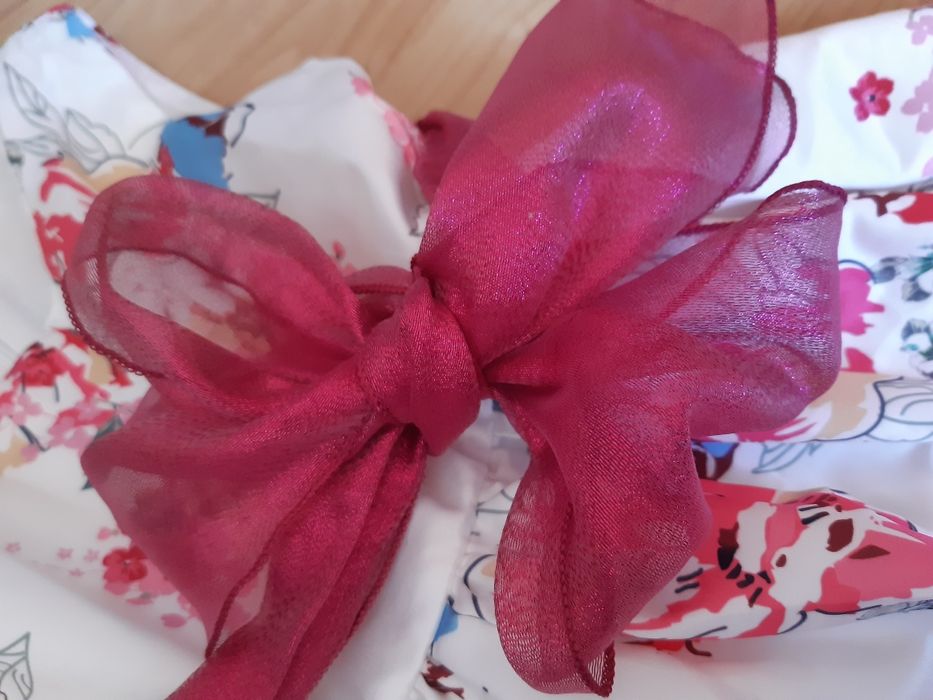 Rochiţā elegantā- saten imprimat