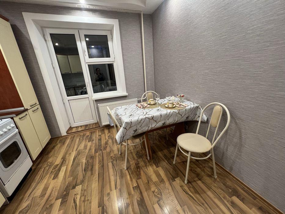 Квартира час 1500