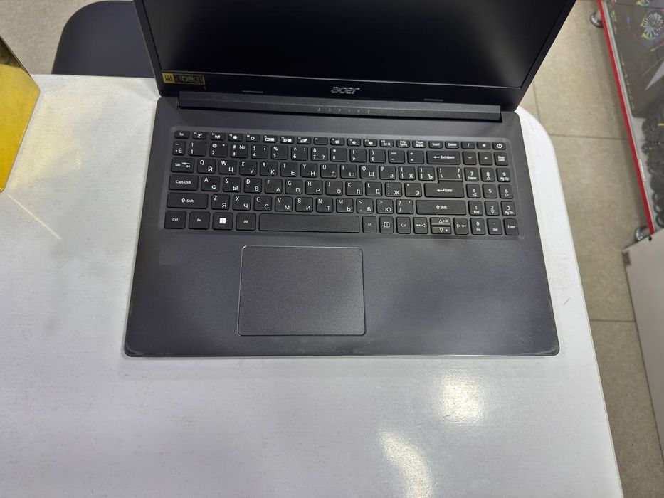Acer office noutbuk seleron N4020 ddr4 4/1000GB HDD holati yaxshi