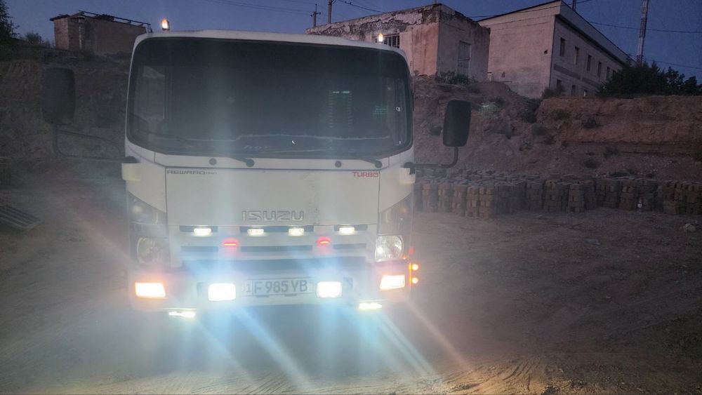 Isuzi Samasval Aftobusdan terilgan