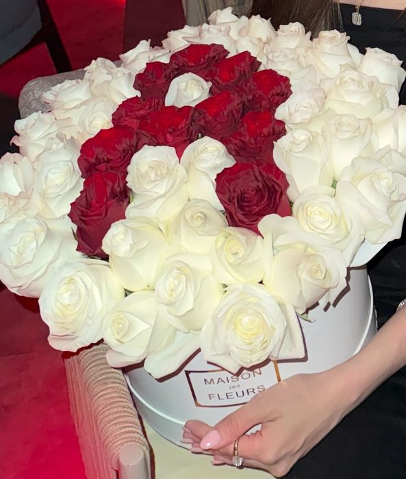 Букет цветов буква А