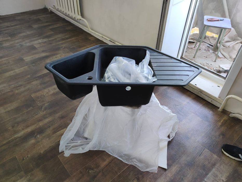 Мойка на кухню угловая