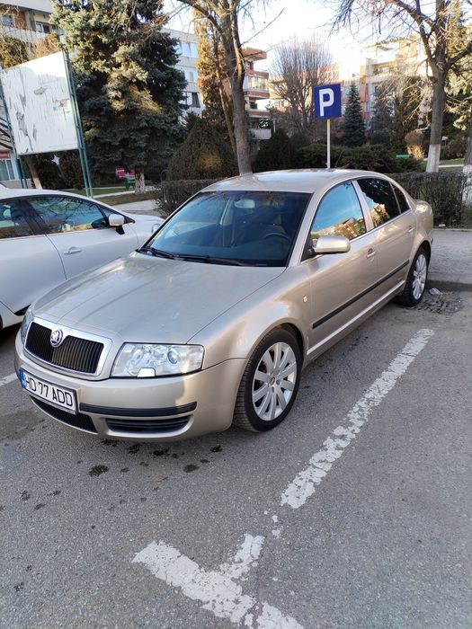 Vând Skoda Superb 1,9TDI ,an.2005,km.320.000 .
