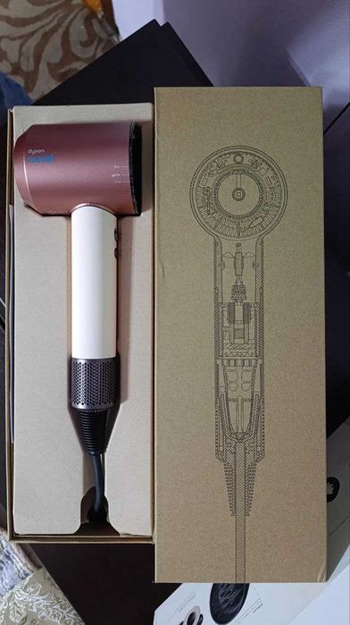 Фен Dyson Supersonic Nural