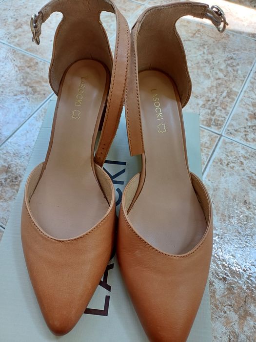 Дамски обувки Lasocki - естствена кожа