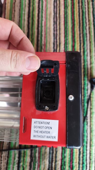 Ayuba S-070 — электрический обогреватель мощностью 800–1600 Вт, пред