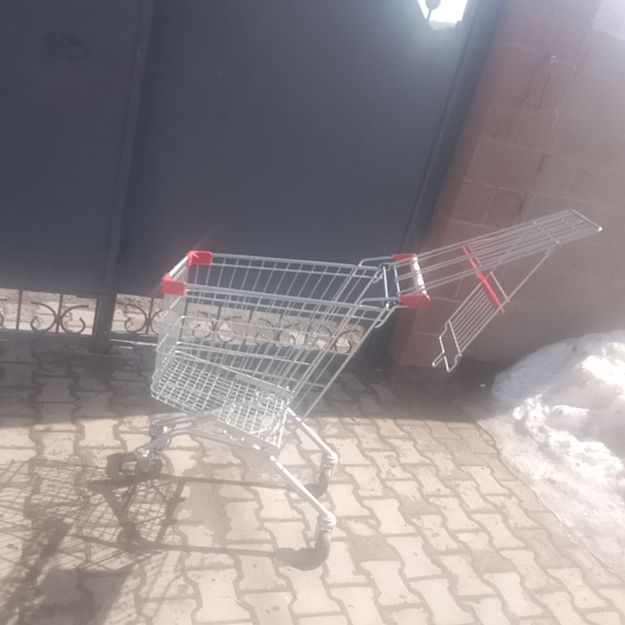 Магазинная тележка
