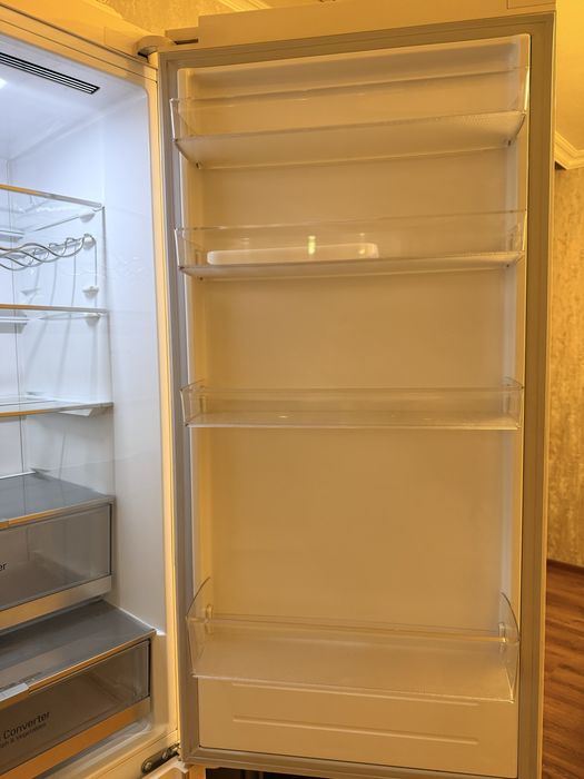 Продам Холодильник LG Inverter linear ( новый)
