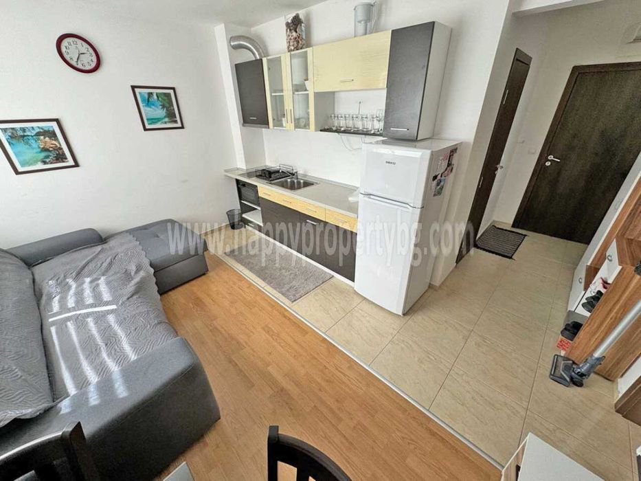 Продава се Двустаен апартамент в к.к. Слънчев бряг - 51 кв.м за 1295 €/кв.м - Снимка #2