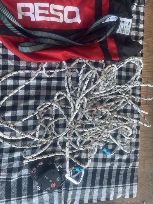 Echipament alpinism salvare ( escalada)